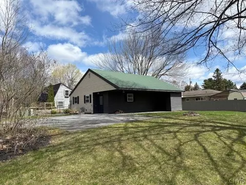 21990 Admirals, Le Ray, NY 13601