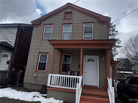 936 Schuyler St, Utica, NY 13502