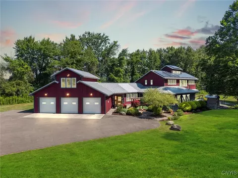 43 White Anchor Cv, Cato, NY 13080
