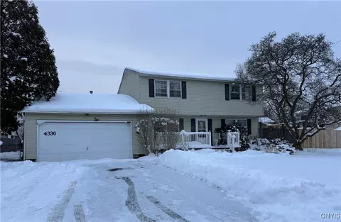 4336 Forestbrook Dr, Liverpool, NY 13090