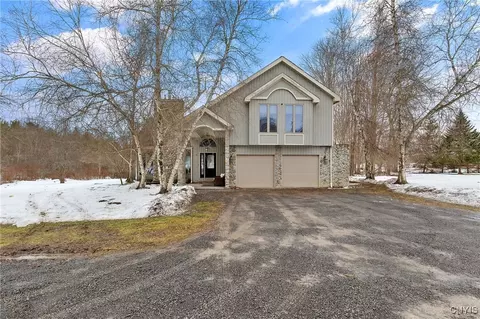 4069 Port St, Pulaski, NY 13142