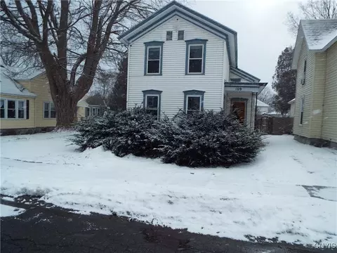 109 Macarthur Pl, Canastota, NY 13032