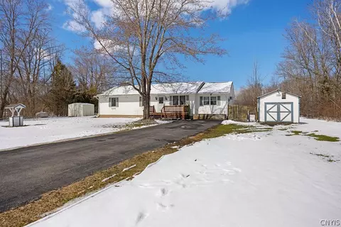 3263 Pine Ridge Rd, Lenox, NY 13032