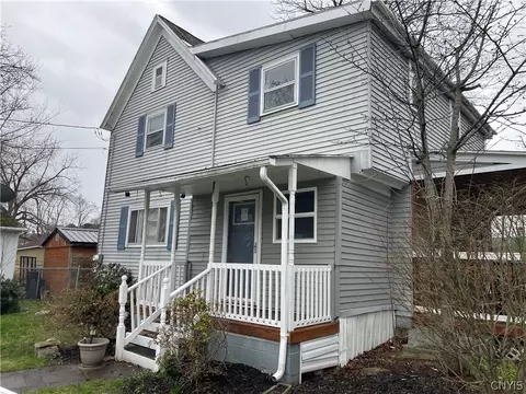19 Grove Ave, Auburn, NY 13021