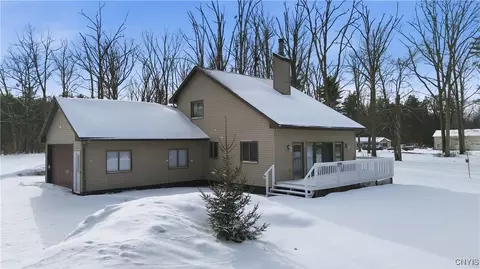 8110 Passer Rd, Blossvale, NY 13308