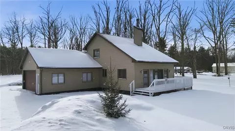 8110 Passer Rd, Blossvale, NY 13308