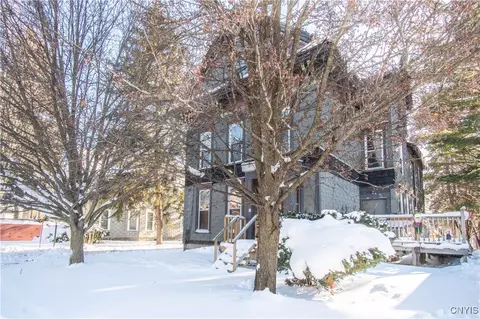 914 State St, Watertown, NY 13601