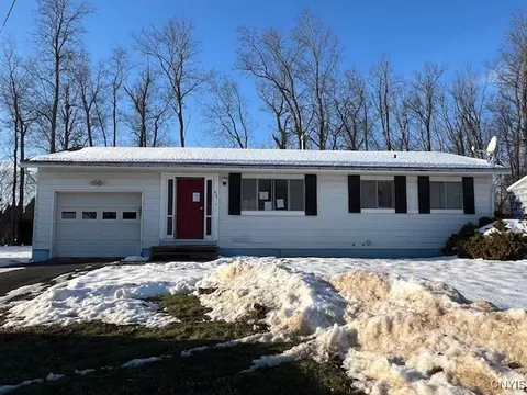 429 Brody Dr, Utica, NY 13502