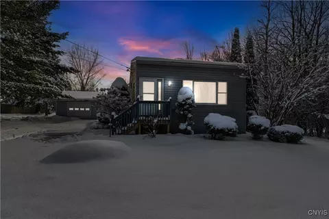 2738 Warners Rd, Van Buren, NY 13164