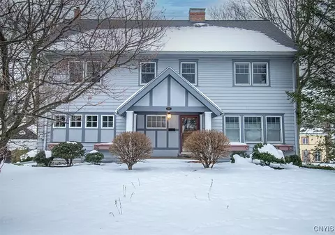 104 Burlingame Rd, Syracuse, NY 13203
