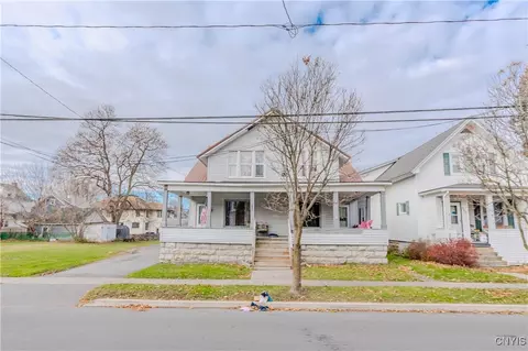 208-210 S Indiana Ave, Watertown, NY 13601