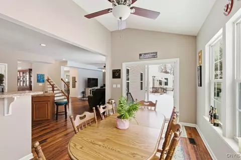 4473 Millstream Dr, Clay, NY 13041 photo 18