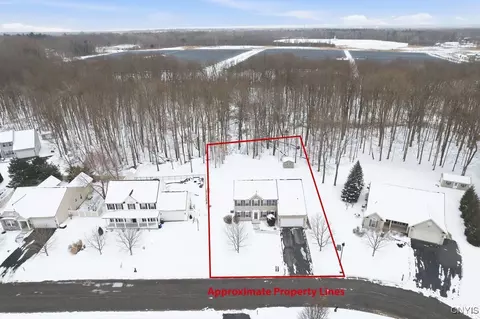 4473 Millstream Dr, Clay, NY 13041 photo 48