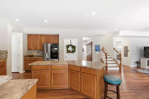 4473 Millstream Dr, Clay, NY 13041 photo 16