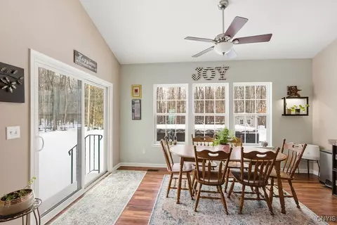 4473 Millstream Dr, Clay, NY 13041 photo 17