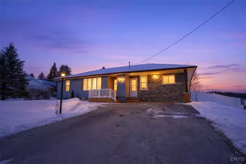 2685 Sulphur Springs Rd, Paris, NY 13456