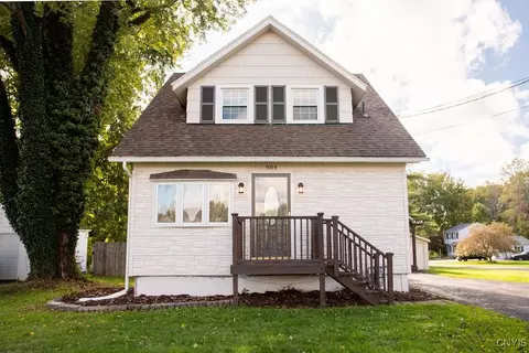 904 W 1st St S, Fulton, NY 13069