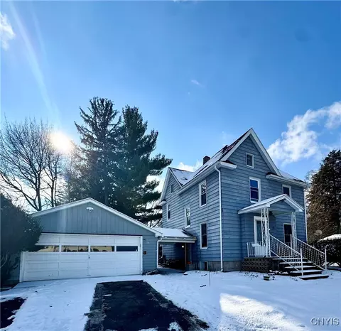 78 Standart Ave, Auburn, NY 13021