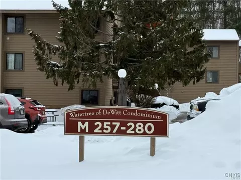 258 Watertree Dr, East Syracuse, NY 13057