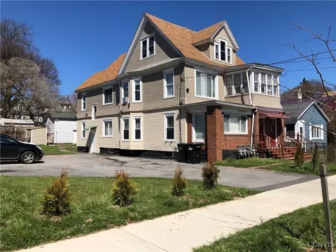 313-315 Robinson St #313, Syracuse, NY 13203