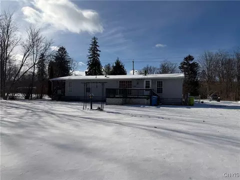5128 S Main St, Stockbridge, NY 13409