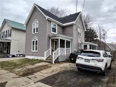 119 1st Ave, Frankfort, NY 13340