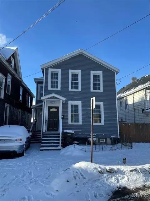 1605 Lodi St, Syracuse, NY 13208