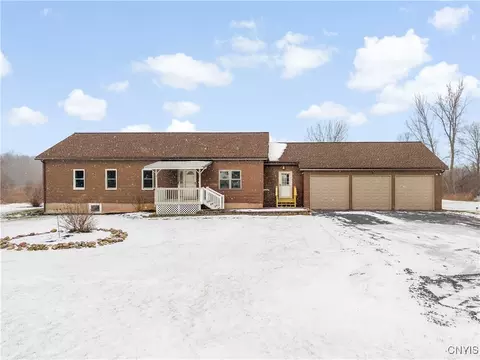 7893 Webster Ln, Sennett, NY 13021