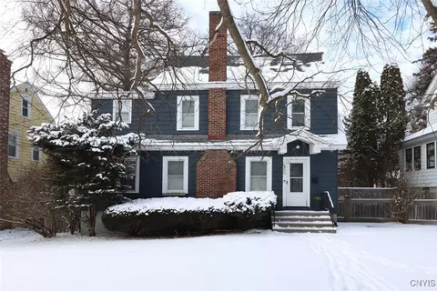 300 Cornwall Dr, Syracuse, NY 13214