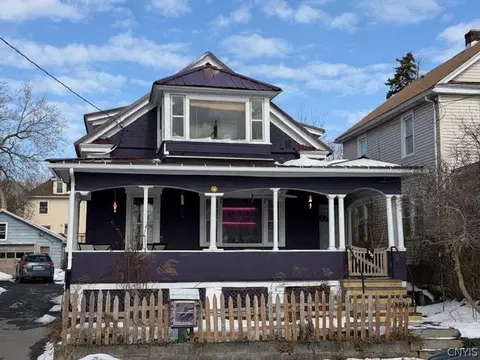 327 Robinson St, Syracuse, NY 13203