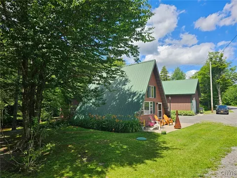1061 N Osceola Rd, Osceola, NY 13437