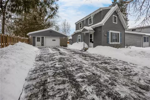 213 E Hamilton Ave, Sherrill, NY 13461