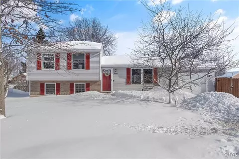 8500 Bayridge Rd, Cicero, NY 13039