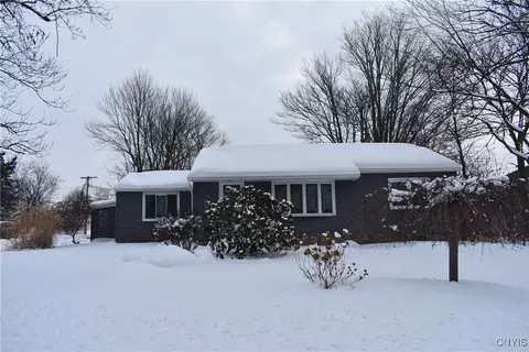 7620 Thompson Rd, Syracuse, NY 13212