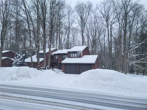 8700 E Patrol Rd, Lysander, NY 13027