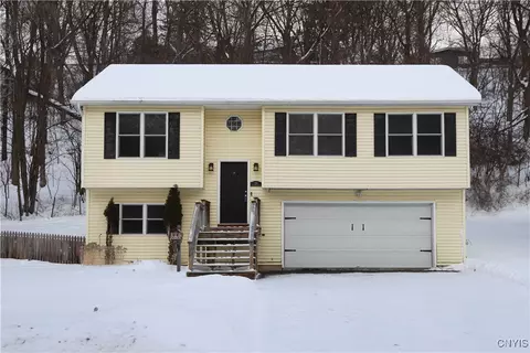 151 Houston Ave, Syracuse, NY 13210