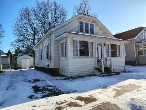 1005 Ney Ave, Utica, NY 13502