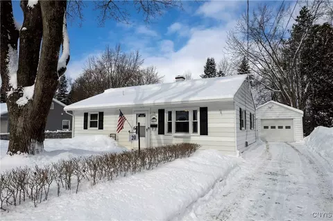 20 Balsam Cres, New Hartford, NY 13413