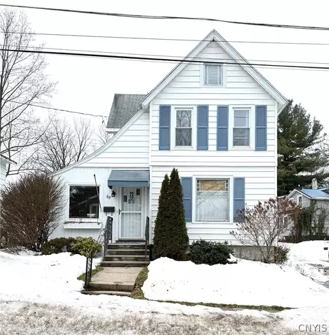 65 Perry St, Auburn, NY 13021