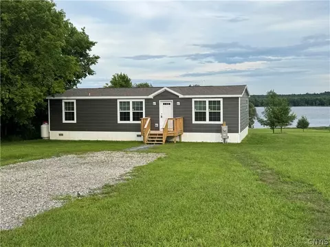 142 Lost Village Rd, Oswegatchie, NY 13669