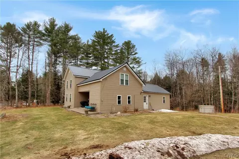 6989 Austin Rd, Watson, NY 13343