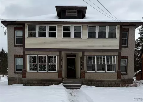 69 N Main St, Bainbridge, NY 13733