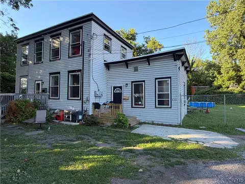 8 12 Noyes St, Utica, NY 13502