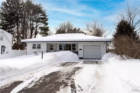902 Mckinley Ave, Rome, NY 13440
