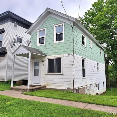 7310 E Main St, Westmoreland, NY 13490