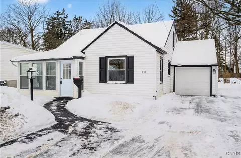 131 Hazelhurst Ave, North Syracuse, NY 13212