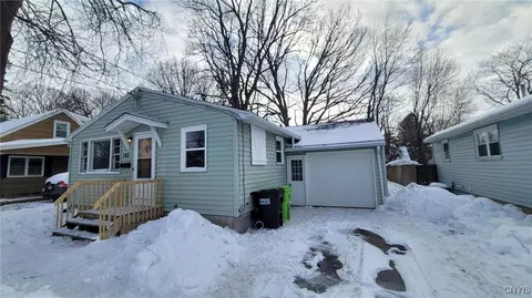 253 Fairmount Ave, Salina, NY 13088