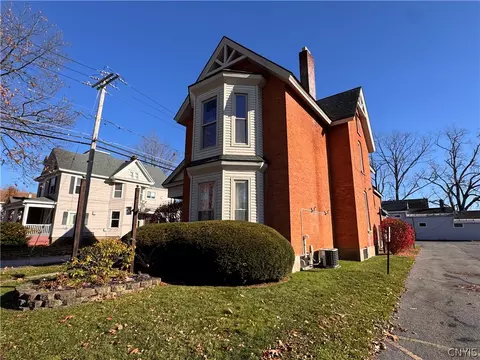 208 N Madison St, Rome, NY 13440