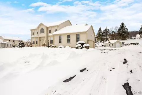 Exterior - 5103 Hardstone Rd, Jamesville, NY 13078 photo 3 of 4