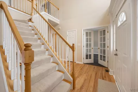Entry Way - 5103 Hardstone Rd, Jamesville, NY 13078 photo 3 of 5